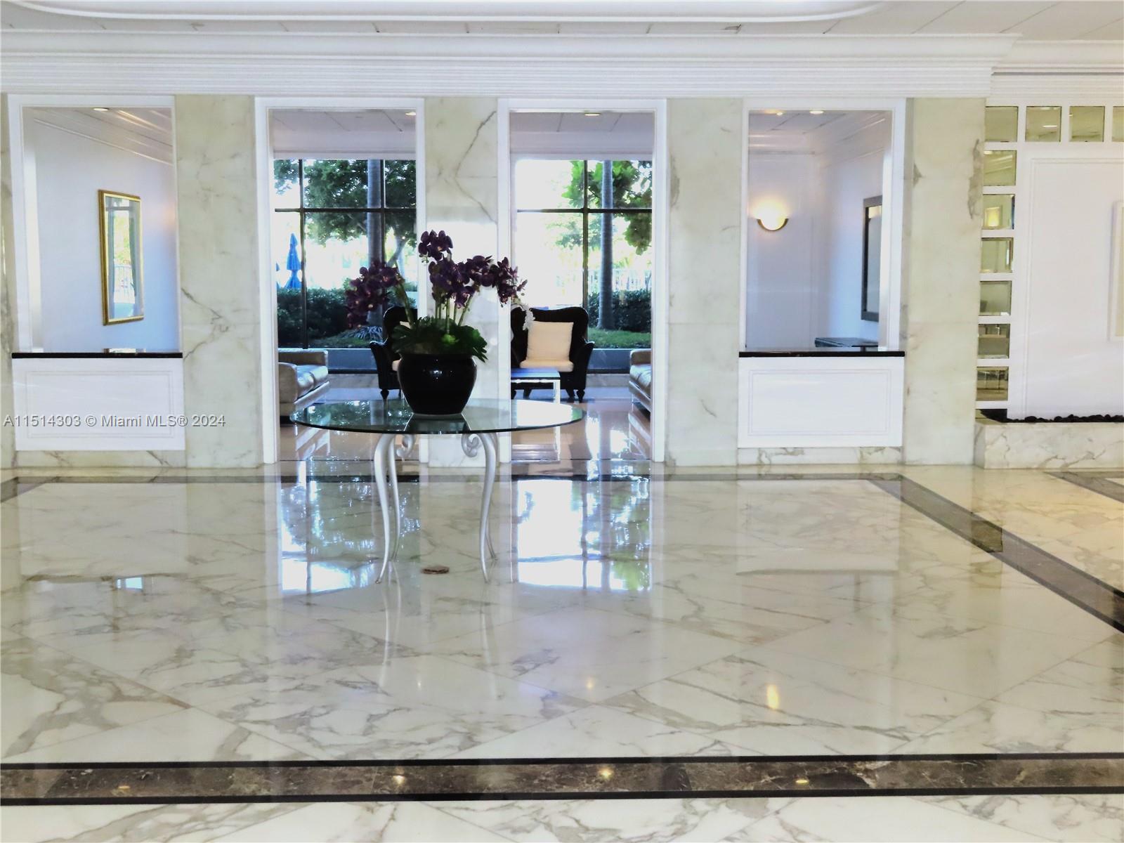 5700 Collins Ave 4C, Miami Beach, Florida 33140, 2 Bedrooms Bedrooms, ,2 BathroomsBathrooms,Residentiallease,For Rent,5700 Collins Ave 4C,A11514303