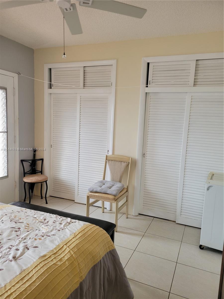 901 SW 11th Ave 3H, Hallandale Beach, Florida 33009, 1 Bedroom Bedrooms, ,1 BathroomBathrooms,Residential,For Sale,901 SW 11th Ave 3H,A11514170