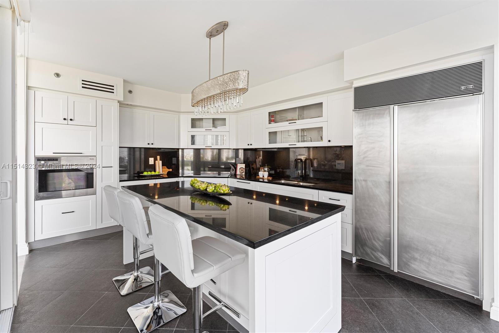18911 Collins Ave, Sunny Isles Beach, FL, 33160 United States, 3 Bedrooms Bedrooms, ,4 BathroomsBathrooms,Residential,For Sale,Collins Ave,A11514323