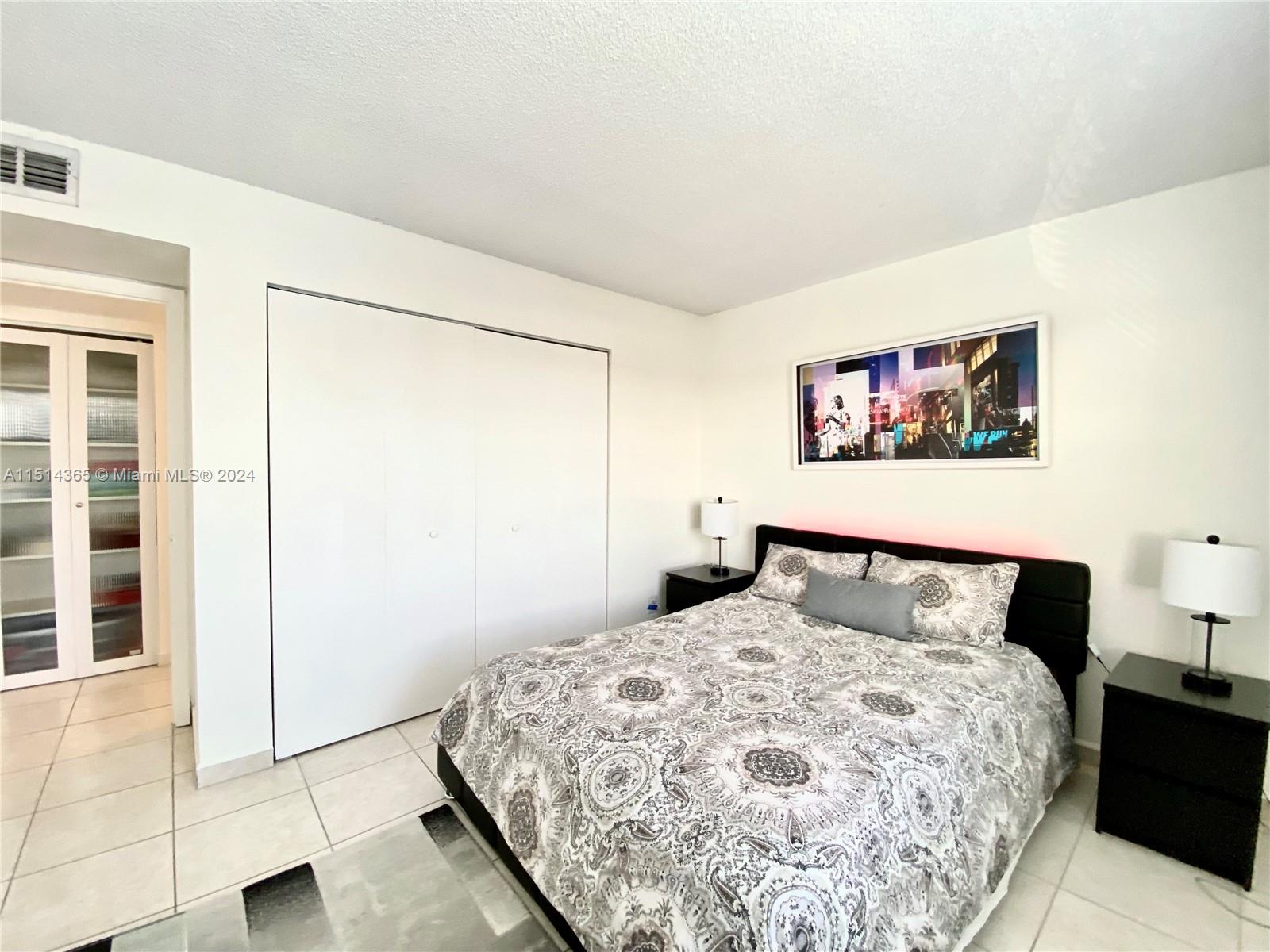 401 Golden Isles Dr 505, Hallandale Beach, Florida 33009, 2 Bedrooms Bedrooms, ,2 BathroomsBathrooms,Residentiallease,For Rent,401 Golden Isles Dr 505,A11514365