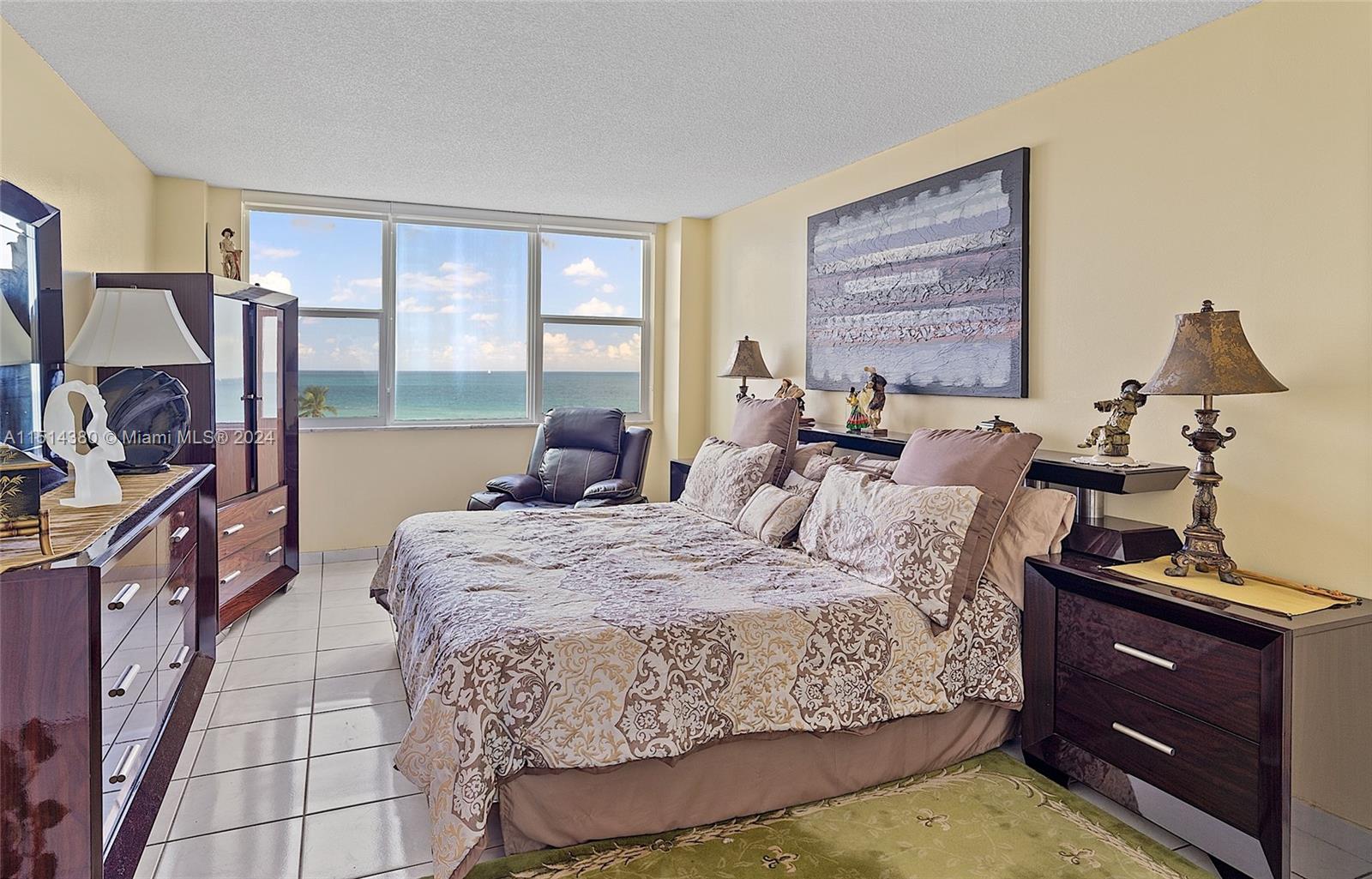 3180 S Ocean Dr 402, Hallandale Beach, Florida 33009, 1 Bedroom Bedrooms, ,1 BathroomBathrooms,Residentiallease,For Rent,3180 S Ocean Dr 402,A11514380