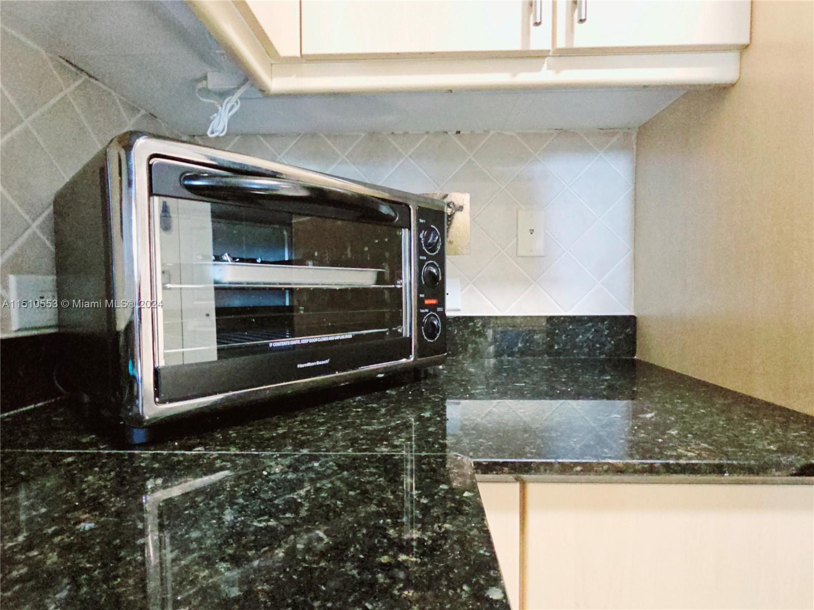 2080 S Ocean Dr 104, Hallandale Beach, Florida 33009, 1 Bedroom Bedrooms, ,1 BathroomBathrooms,Residentiallease,For Rent,2080 S Ocean Dr 104,A11510553