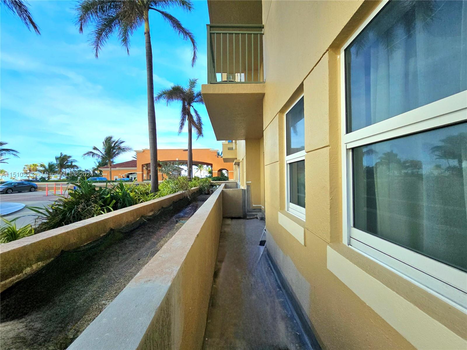 2080 S Ocean Dr 104, Hallandale Beach, Florida 33009, 1 Bedroom Bedrooms, ,1 BathroomBathrooms,Residentiallease,For Rent,2080 S Ocean Dr 104,A11510553