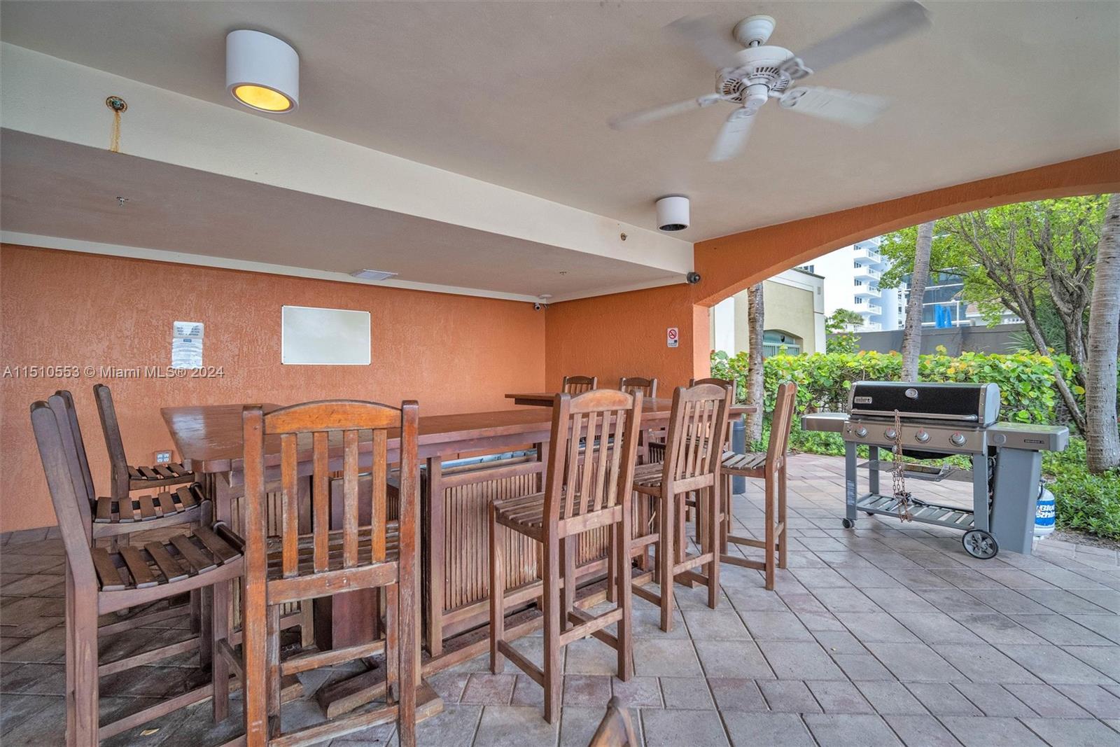 Beach Party Room and BBQ