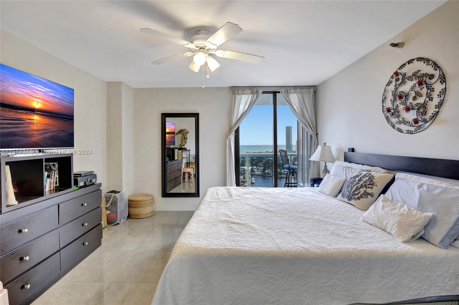 20515 E Country Club Dr 2147, Aventura, Florida 33180, 3 Bedrooms Bedrooms, ,3 BathroomsBathrooms,Residential,For Sale,20515 E Country Club Dr 2147,A11514344