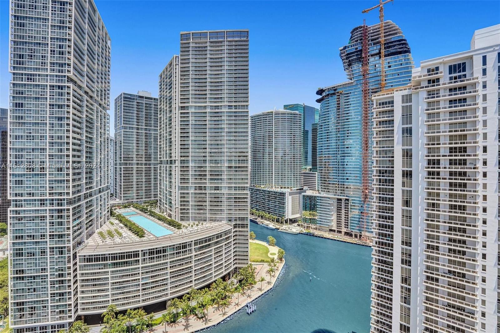 Spectacular view on this 3 bedrooms 3 FULL bathrooms in THE COURTS AT Brickell Key!! Enjoy the panoramic city and water views, one-of-a-kind, MARBLE FLOORS THROUGHOUT, large remodeled kitchen with stainless steel appliances, 2 ASSIGNED COVERED parking spaces (side-by-side) and ONE STORAGE. LOW MAINTENANCE! FULL RESERVES BUILDING. Brickell Key is the most exclusive private urban island in Miami! This unit is perfect for living and entertaining. Full-service and excellent managed building with low maintenance and great reserves. Enjoy the building's amenities: pool, gym, party room, business room, children's playroom, racquetball courts, bicycle spinning room, and more. MUST SEE!