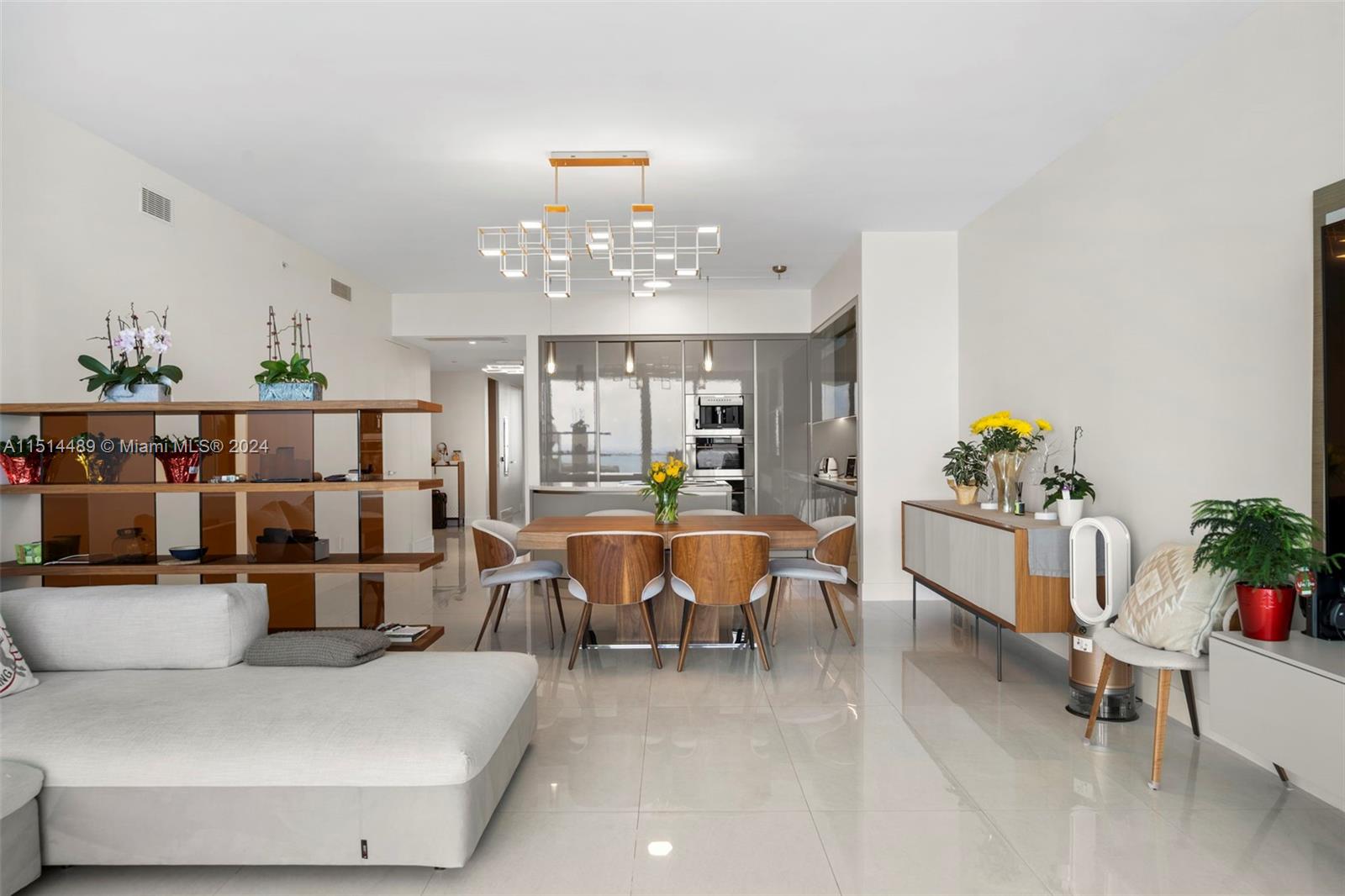 18975 Collins Ave 2303, Sunny Isles Beach, Florida 33160, 3 Bedrooms Bedrooms, ,3 BathroomsBathrooms,Residential,For Sale,18975 Collins Ave 2303,A11514489