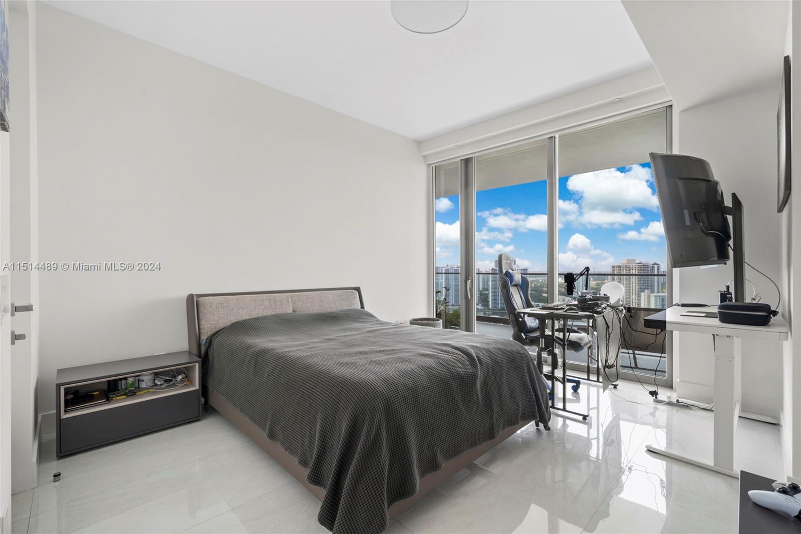 18975 Collins Ave, Sunny Isles Beach, FL, 33160 United States, 3 Bedrooms Bedrooms, ,3 BathroomsBathrooms,Residential,For Sale,Collins Ave,A11514489