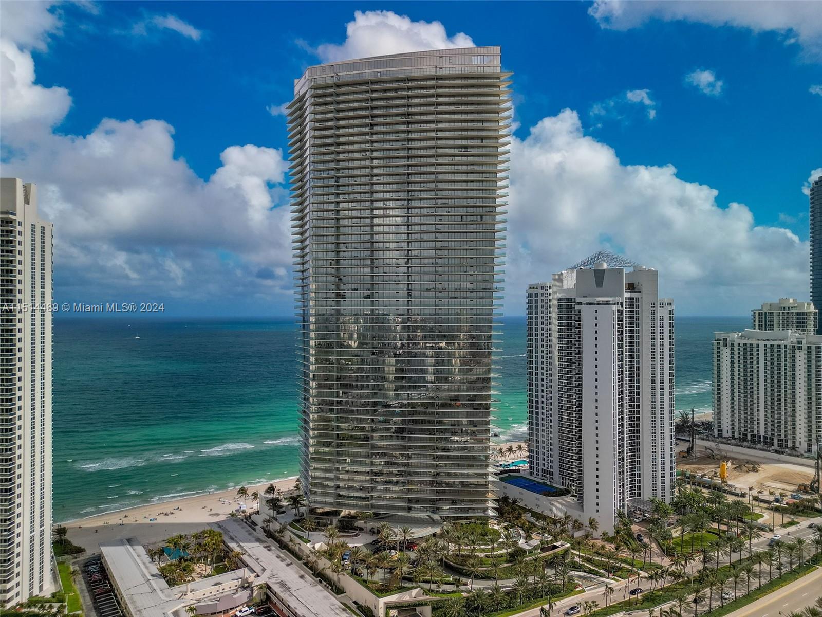 18975 Collins Ave, Sunny Isles Beach, FL, 33160 United States, 3 Bedrooms Bedrooms, ,3 BathroomsBathrooms,Residential,For Sale,Collins Ave,A11514489