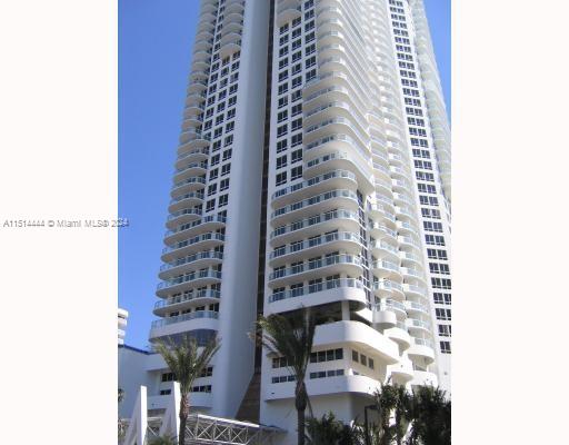 6365 Collins Ave 4406, Miami Beach, Florida 33141, 2 Bedrooms Bedrooms, ,2 BathroomsBathrooms,Residentiallease,For Rent,6365 Collins Ave 4406,A11514444