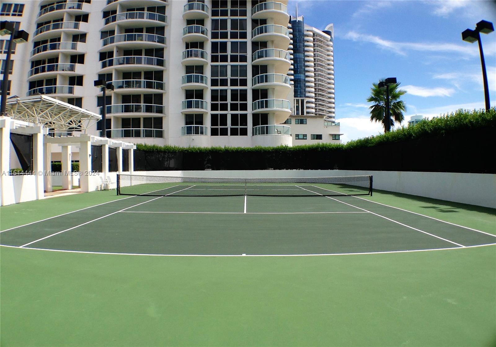 6365 Collins Ave 4406, Miami Beach, Florida 33141, 2 Bedrooms Bedrooms, ,2 BathroomsBathrooms,Residentiallease,For Rent,6365 Collins Ave 4406,A11514444