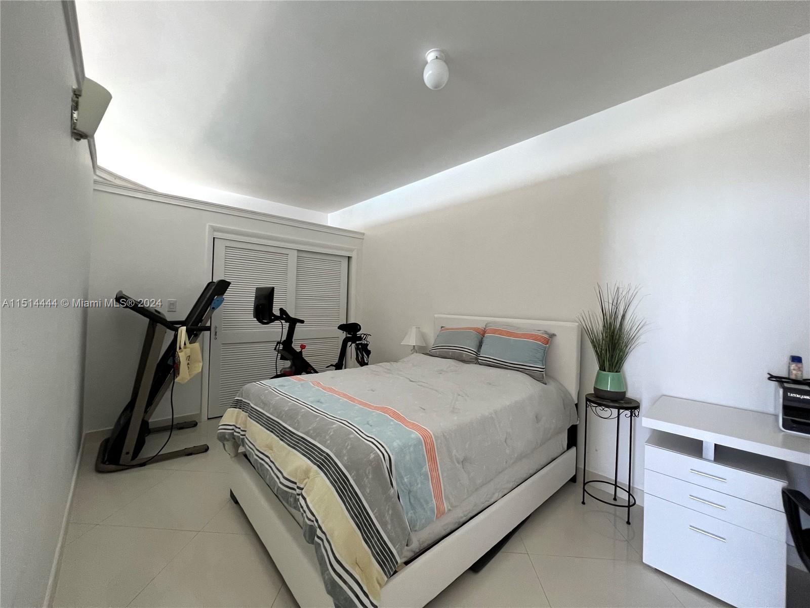 6365 Collins Ave 4406, Miami Beach, Florida 33141, 2 Bedrooms Bedrooms, ,2 BathroomsBathrooms,Residentiallease,For Rent,6365 Collins Ave 4406,A11514444