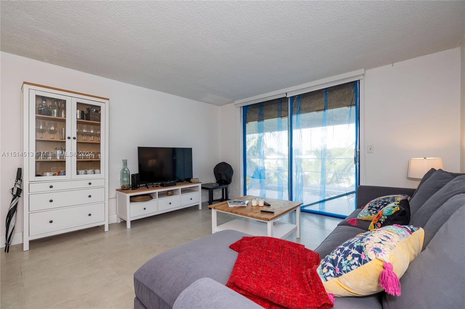 3551 NE 169th St 400, North Miami Beach, Florida 33160, 2 Bedrooms Bedrooms, ,2 BathroomsBathrooms,Residential,For Sale,3551 NE 169th St 400,A11514513
