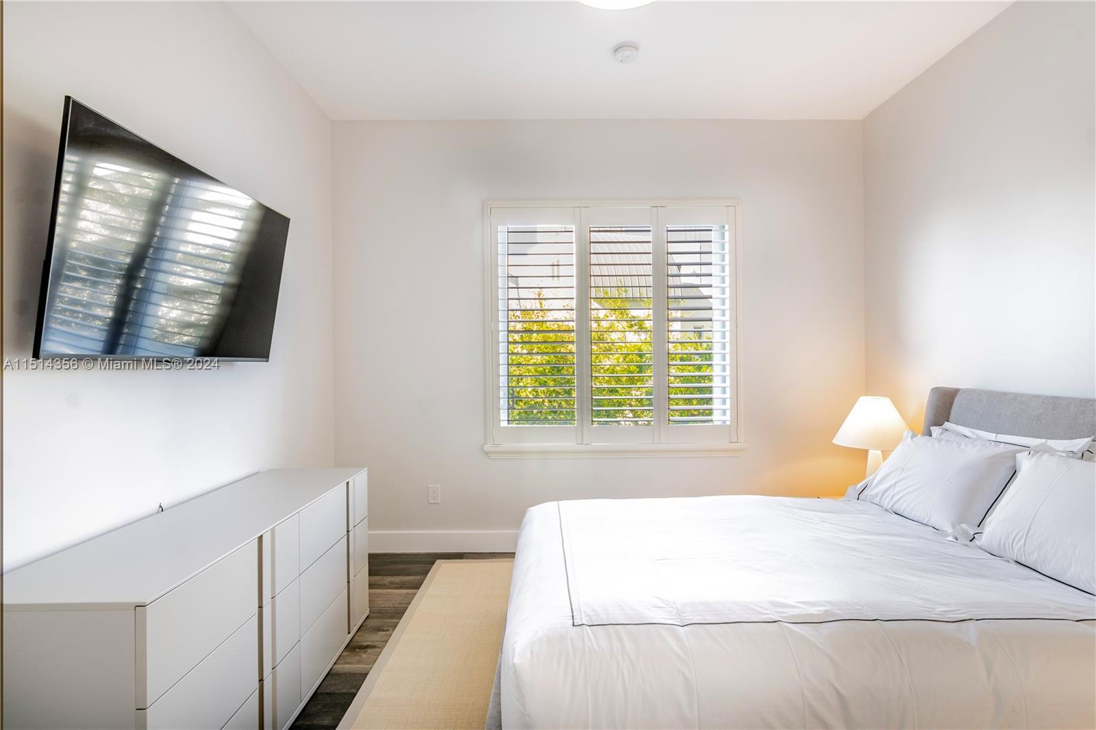 6101 Aqua Ave 302, Miami Beach, Florida 33141, 3 Bedrooms Bedrooms, ,3 BathroomsBathrooms,Residential,For Sale,6101 Aqua Ave 302,A11514356