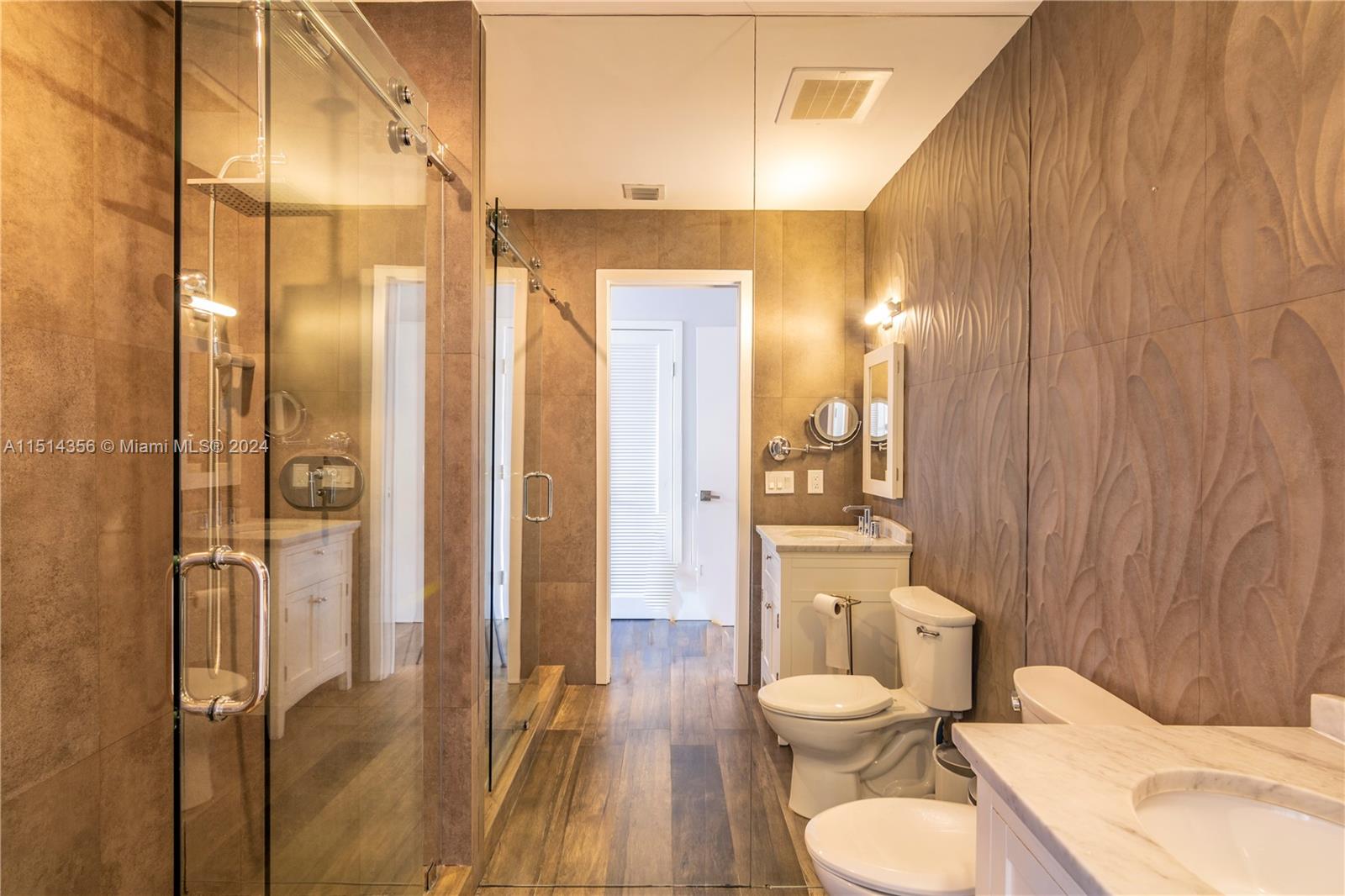 6101 Aqua Ave 302, Miami Beach, Florida 33141, 3 Bedrooms Bedrooms, ,3 BathroomsBathrooms,Residential,For Sale,6101 Aqua Ave 302,A11514356