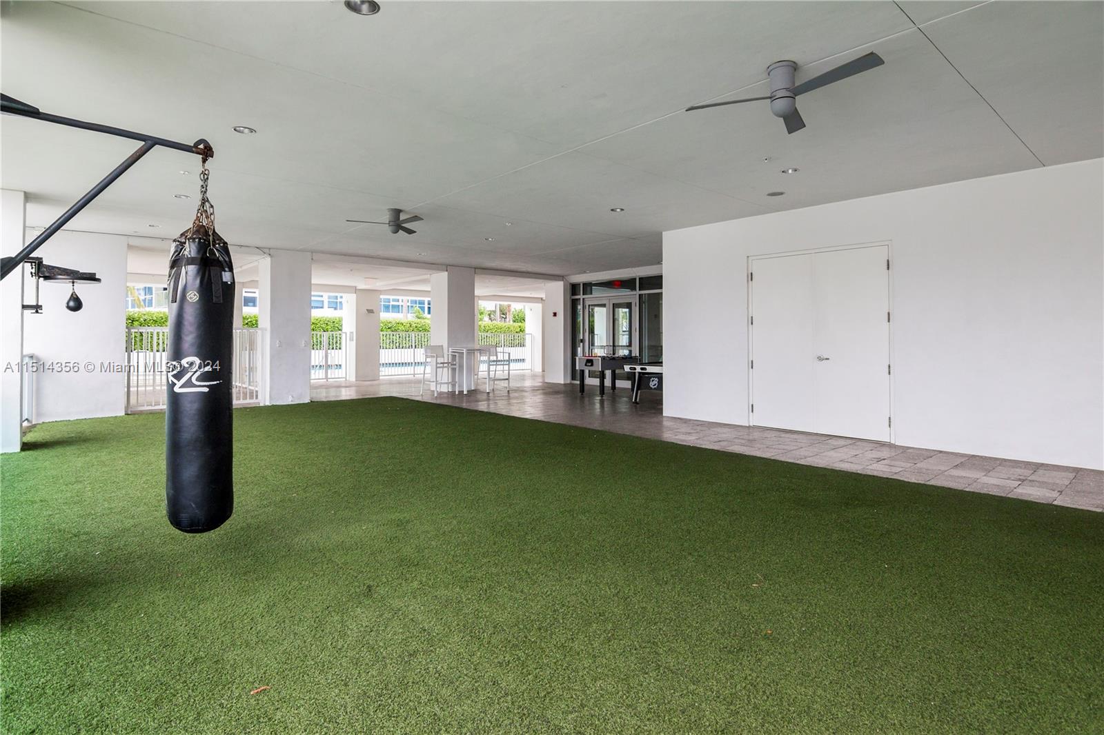 6101 Aqua Ave 302, Miami Beach, Florida 33141, 3 Bedrooms Bedrooms, ,3 BathroomsBathrooms,Residential,For Sale,6101 Aqua Ave 302,A11514356