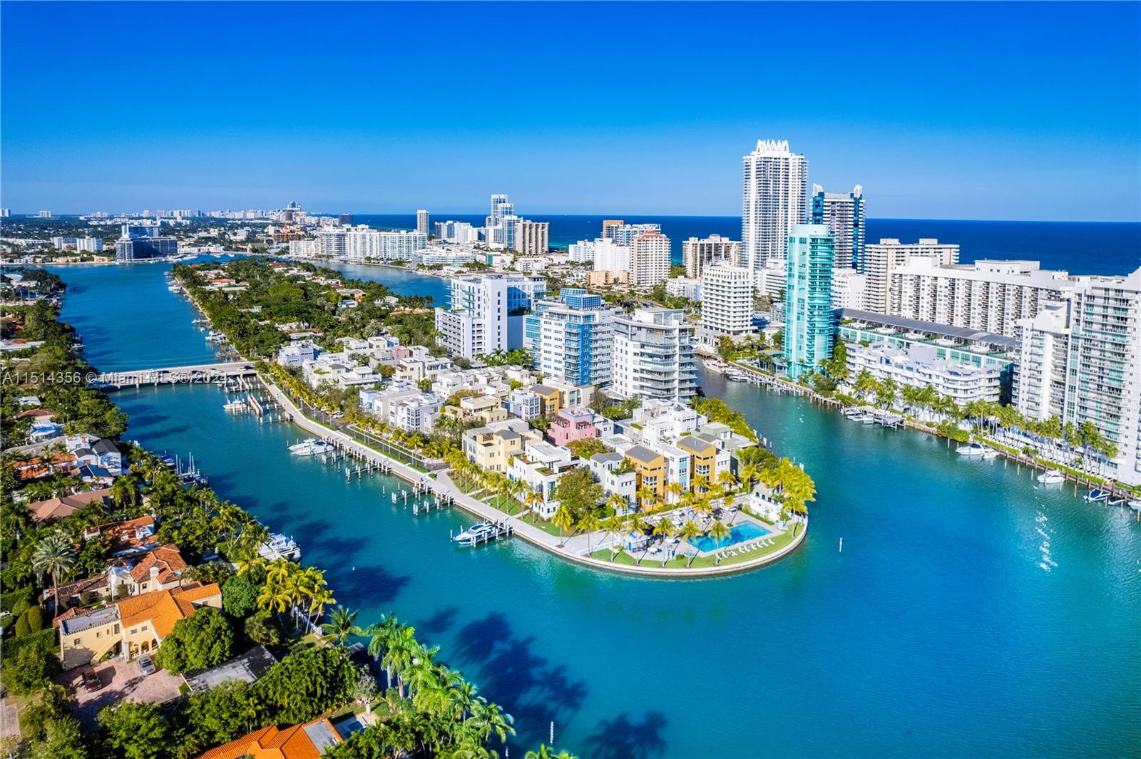 6101 Aqua Ave 302, Miami Beach, Florida 33141, 3 Bedrooms Bedrooms, ,3 BathroomsBathrooms,Residential,For Sale,6101 Aqua Ave 302,A11514356