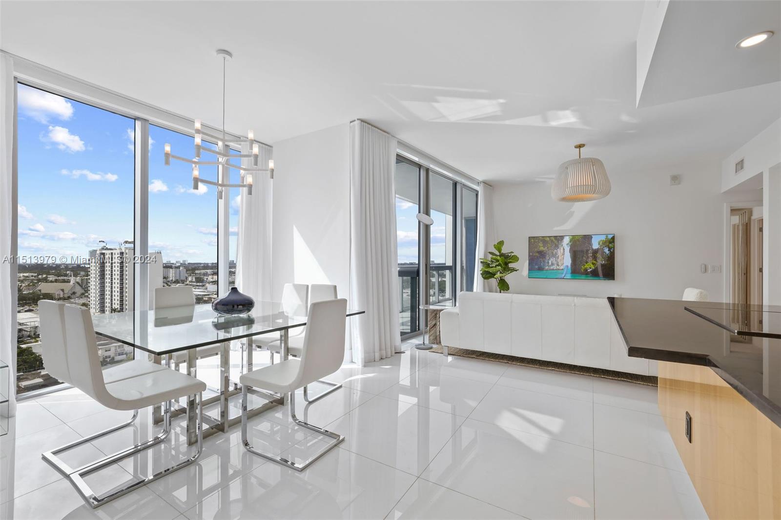 6899 Collins Ave 1410, Miami Beach, Florida 33141, 2 Bedrooms Bedrooms, ,2 BathroomsBathrooms,Residentiallease,For Rent,6899 Collins Ave 1410,A11513979