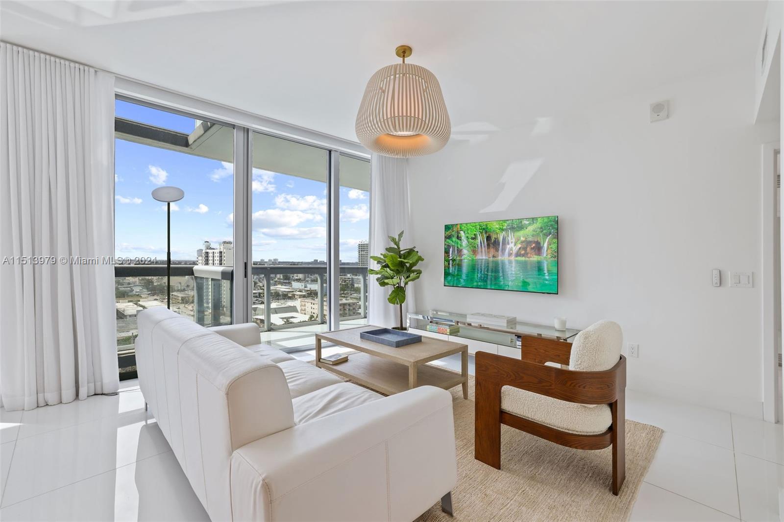 6899 Collins Ave 1410, Miami Beach, Florida 33141, 2 Bedrooms Bedrooms, ,2 BathroomsBathrooms,Residentiallease,For Rent,6899 Collins Ave 1410,A11513979