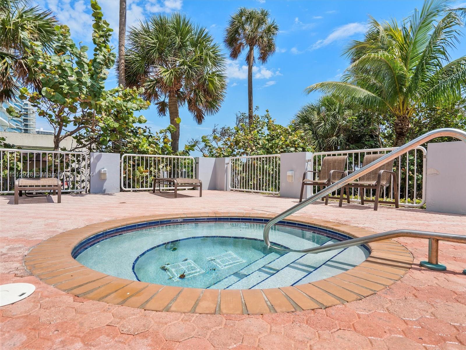 9341 Collins Ave 403, Surfside, Florida 33154, 1 Bedroom Bedrooms, ,1 BathroomBathrooms,Residential,For Sale,9341 Collins Ave 403,A11512928