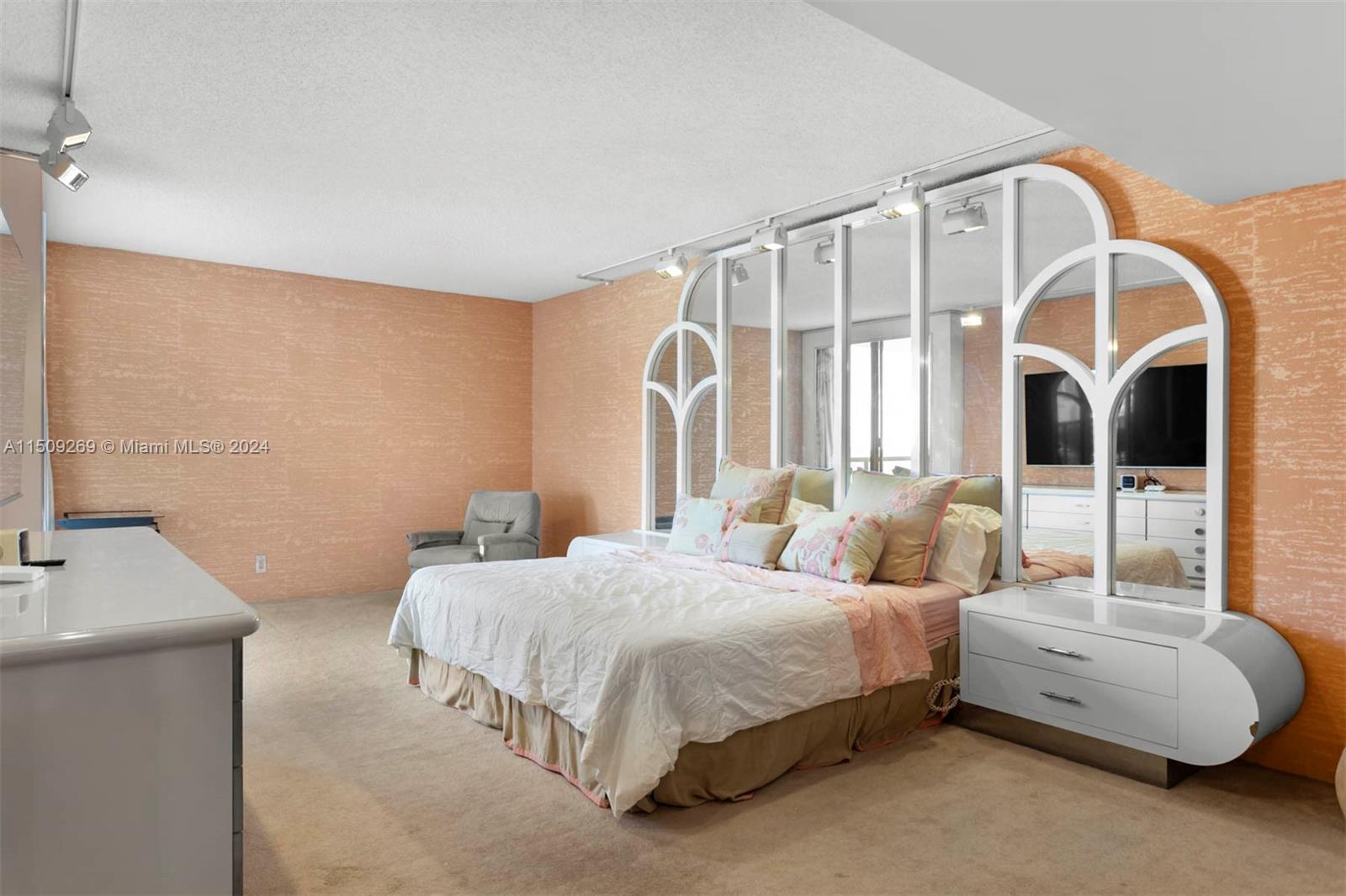 19667 Turnberry Way 7-F, Aventura, Florida 33180, 2 Bedrooms Bedrooms, ,2 BathroomsBathrooms,Residential,For Sale,19667 Turnberry Way 7-F,A11509269