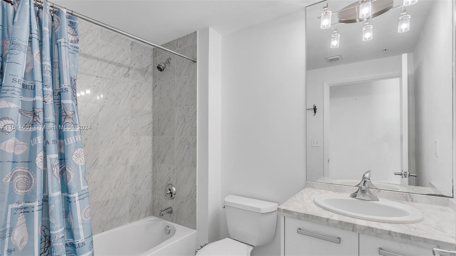253 NE 2nd St 2902, Miami, Florida 33132, 2 Bedrooms Bedrooms, 5 Rooms Rooms,2 BathroomsBathrooms,Residential,For Sale,253 NE 2nd St 2902,A11514601
