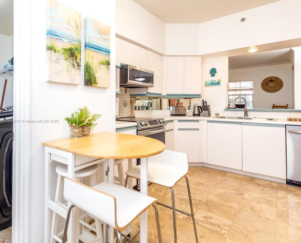 3175 184th St, Aventura, FL, 33160 United States, 1 Bedroom Bedrooms, ,1 BathroomBathrooms,Residential,For Sale,184th St,A11511517
