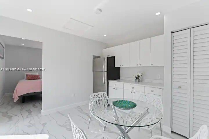 12040 43rd St, Miami, FL, 33175 United States, 10 Bedrooms Bedrooms, ,6 BathroomsBathrooms,Residential,For Sale,43rd St,A11514060