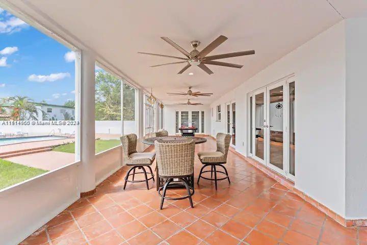 12040 43rd St, Miami, FL, 33175 United States, 10 Bedrooms Bedrooms, ,6 BathroomsBathrooms,Residential,For Sale,43rd St,A11514060