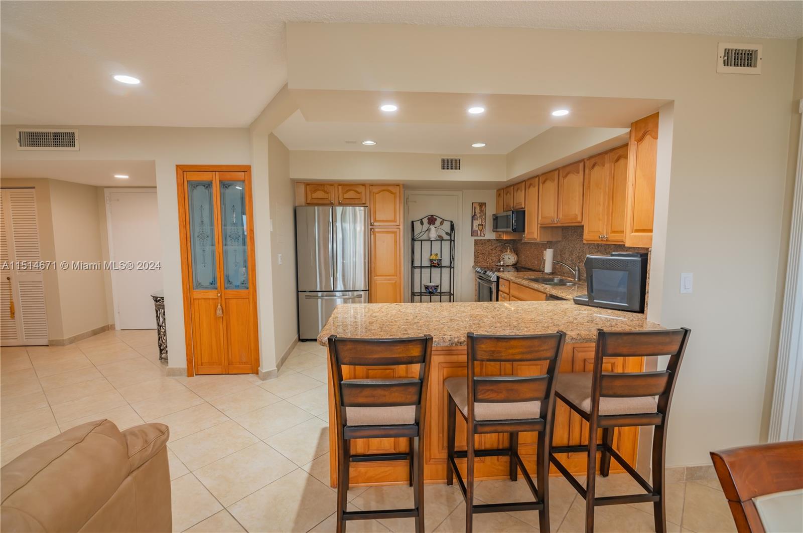 200 Diplomat Pkwy 533, Hallandale Beach, Florida 33009, 2 Bedrooms Bedrooms, ,2 BathroomsBathrooms,Residential,For Sale,200 Diplomat Pkwy 533,A11514671