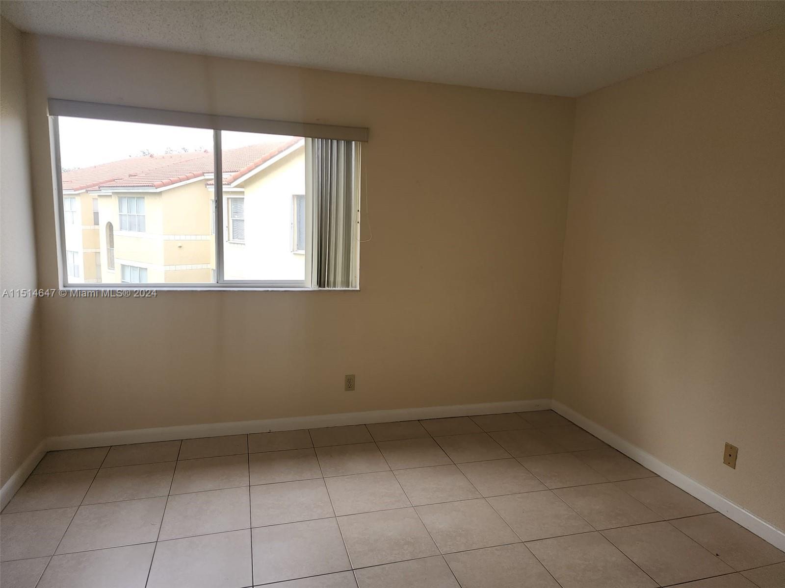 12870 Vista Isles Dr 527, Sunrise, Florida 33325, 2 Bedrooms Bedrooms, ,2 BathroomsBathrooms,Residential,For Sale,12870 Vista Isles Dr 527,A11514647
