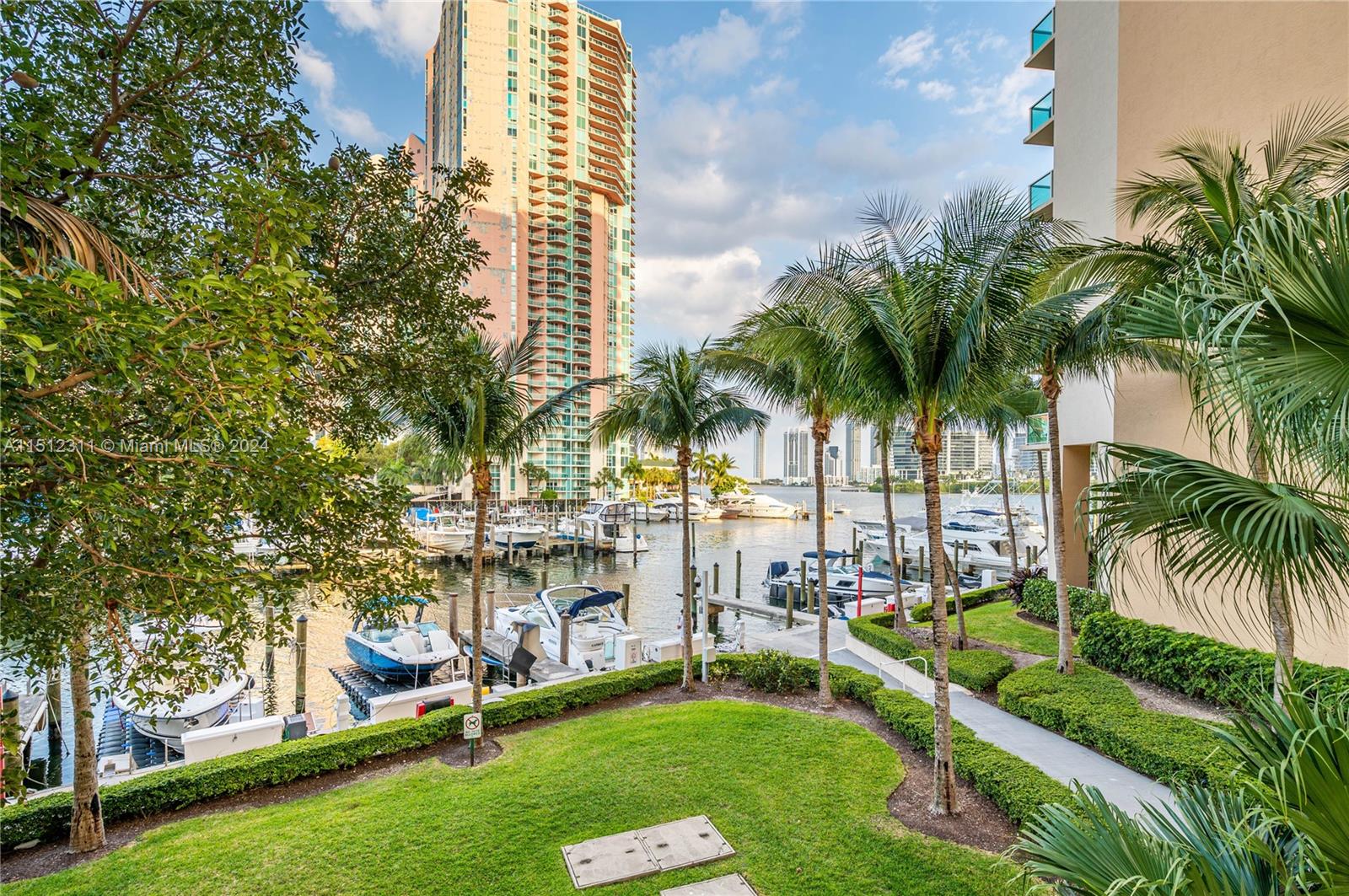 3340 190th St, Aventura, FL, 33180 United States, 3 Bedrooms Bedrooms, ,2 BathroomsBathrooms,Residential,For Sale,190th St,A11512311
