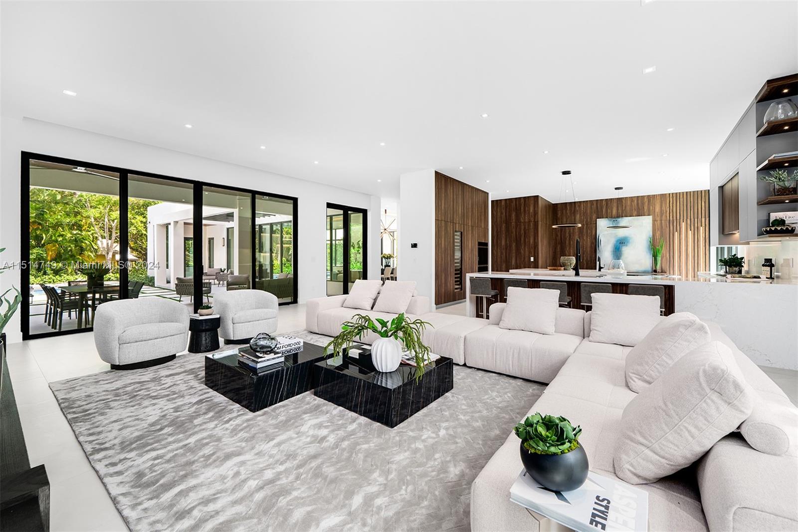 9751 63rd Ct, Pinecrest, FL, 33156 United States, 7 Bedrooms Bedrooms, ,8 BathroomsBathrooms,Residential,For Sale,63rd Ct,A11514749