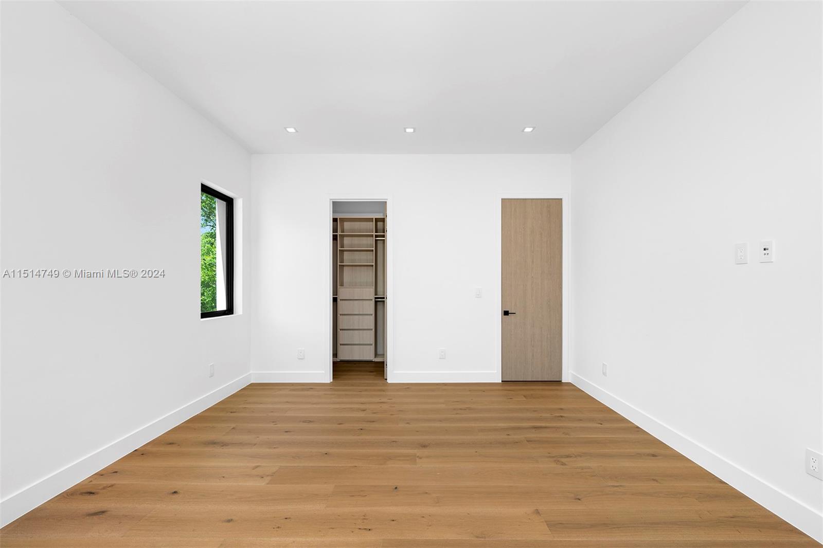 9751 63rd Ct, Pinecrest, FL, 33156 United States, 7 Bedrooms Bedrooms, ,8 BathroomsBathrooms,Residential,For Sale,63rd Ct,A11514749