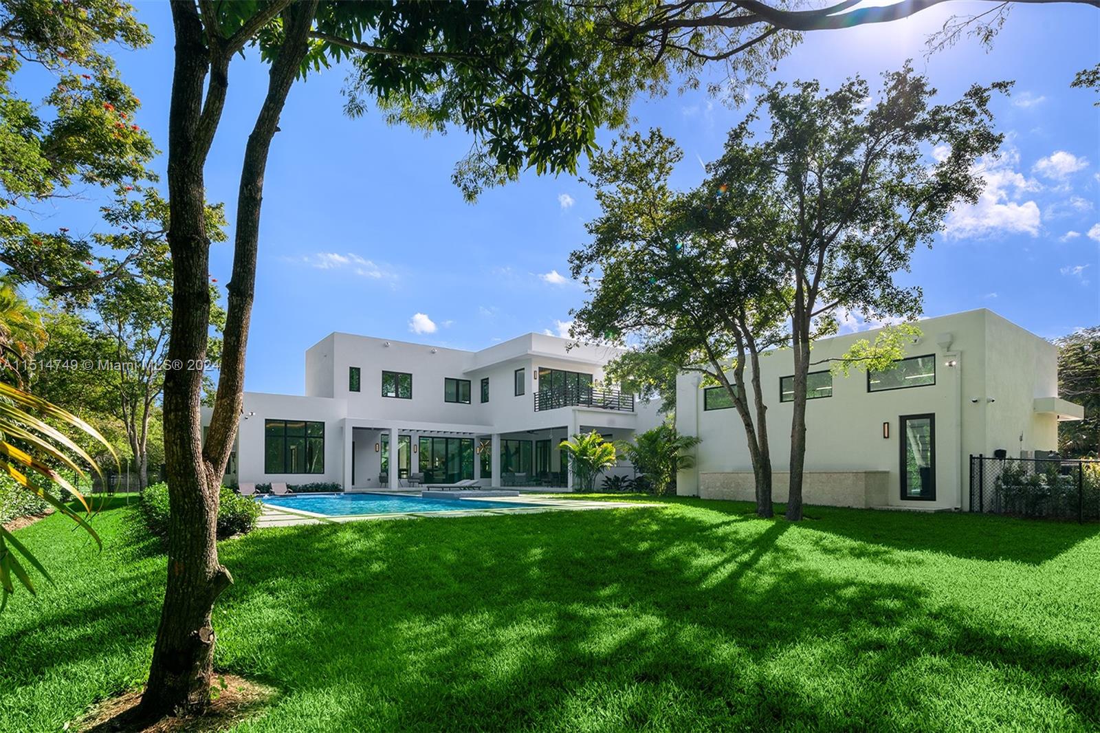 9751 63rd Ct, Pinecrest, FL, 33156 United States, 7 Bedrooms Bedrooms, ,8 BathroomsBathrooms,Residential,For Sale,63rd Ct,A11514749