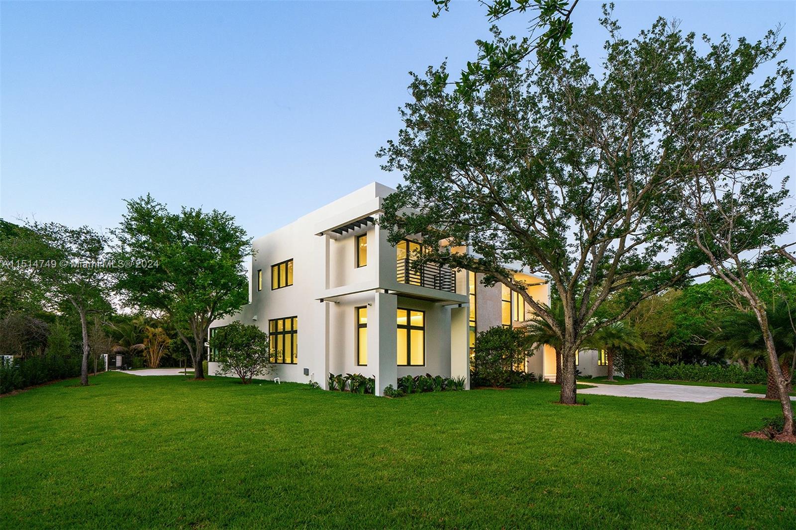 9751 63rd Ct, Pinecrest, FL, 33156 United States, 7 Bedrooms Bedrooms, ,8 BathroomsBathrooms,Residential,For Sale,63rd Ct,A11514749