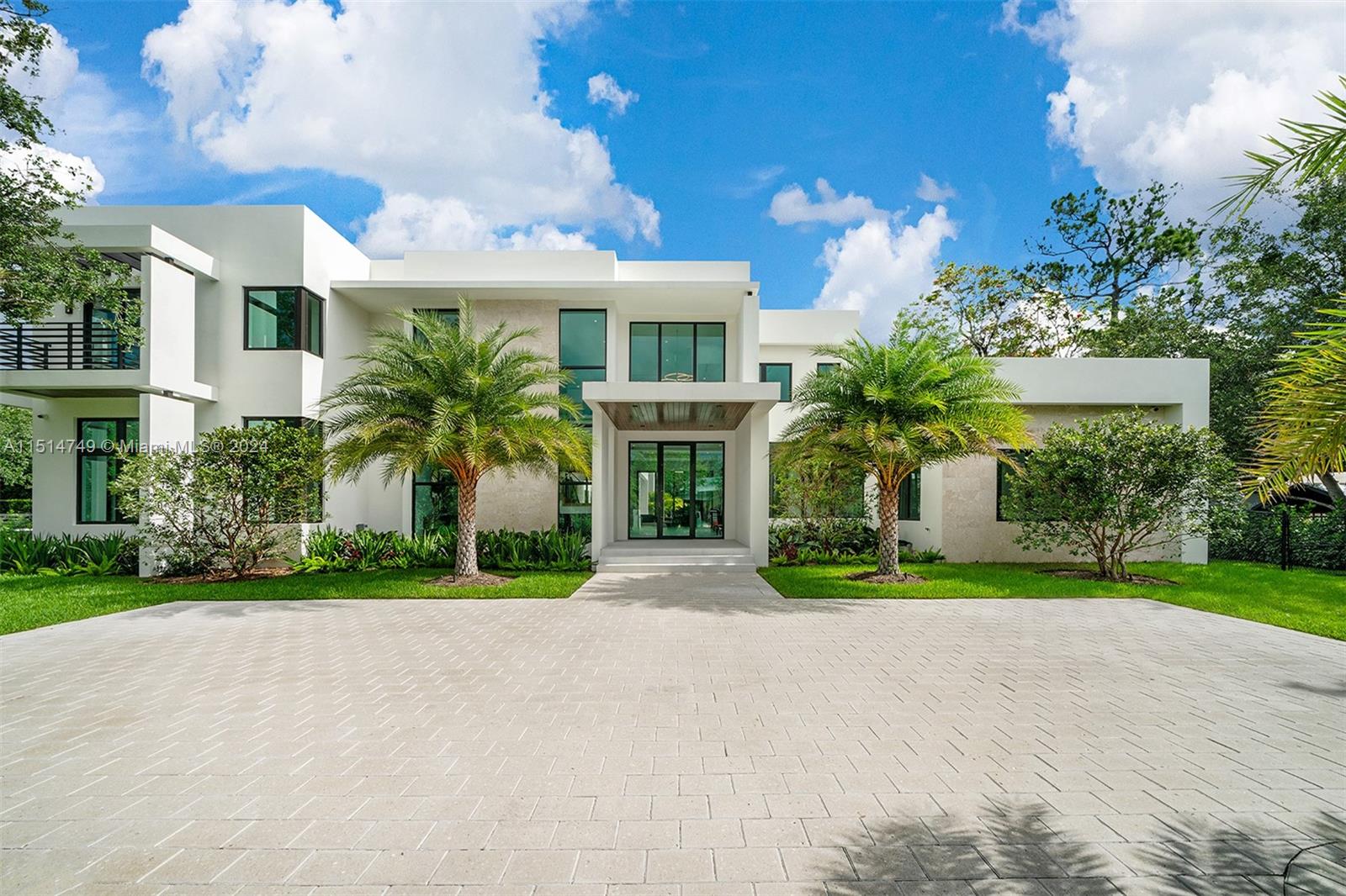 9751 63rd Ct, Pinecrest, FL, 33156 United States, 7 Bedrooms Bedrooms, ,8 BathroomsBathrooms,Residential,For Sale,63rd Ct,A11514749