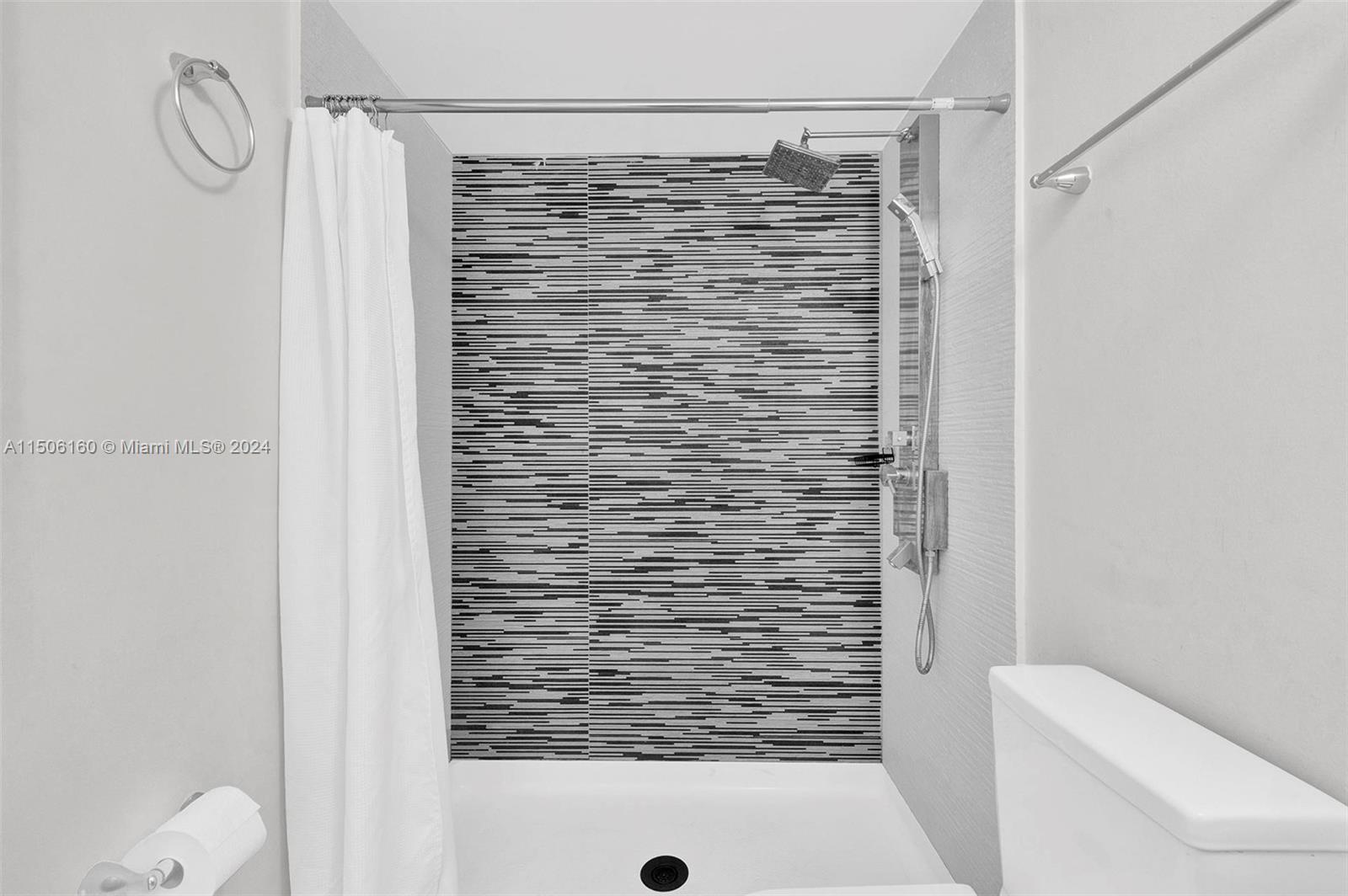 740 Meridian Ave 25, Miami Beach, Florida 33139, 1 Bedroom Bedrooms, 1 Room Rooms,1 BathroomBathrooms,Residential,For Sale,740 Meridian Ave 25,A11506160