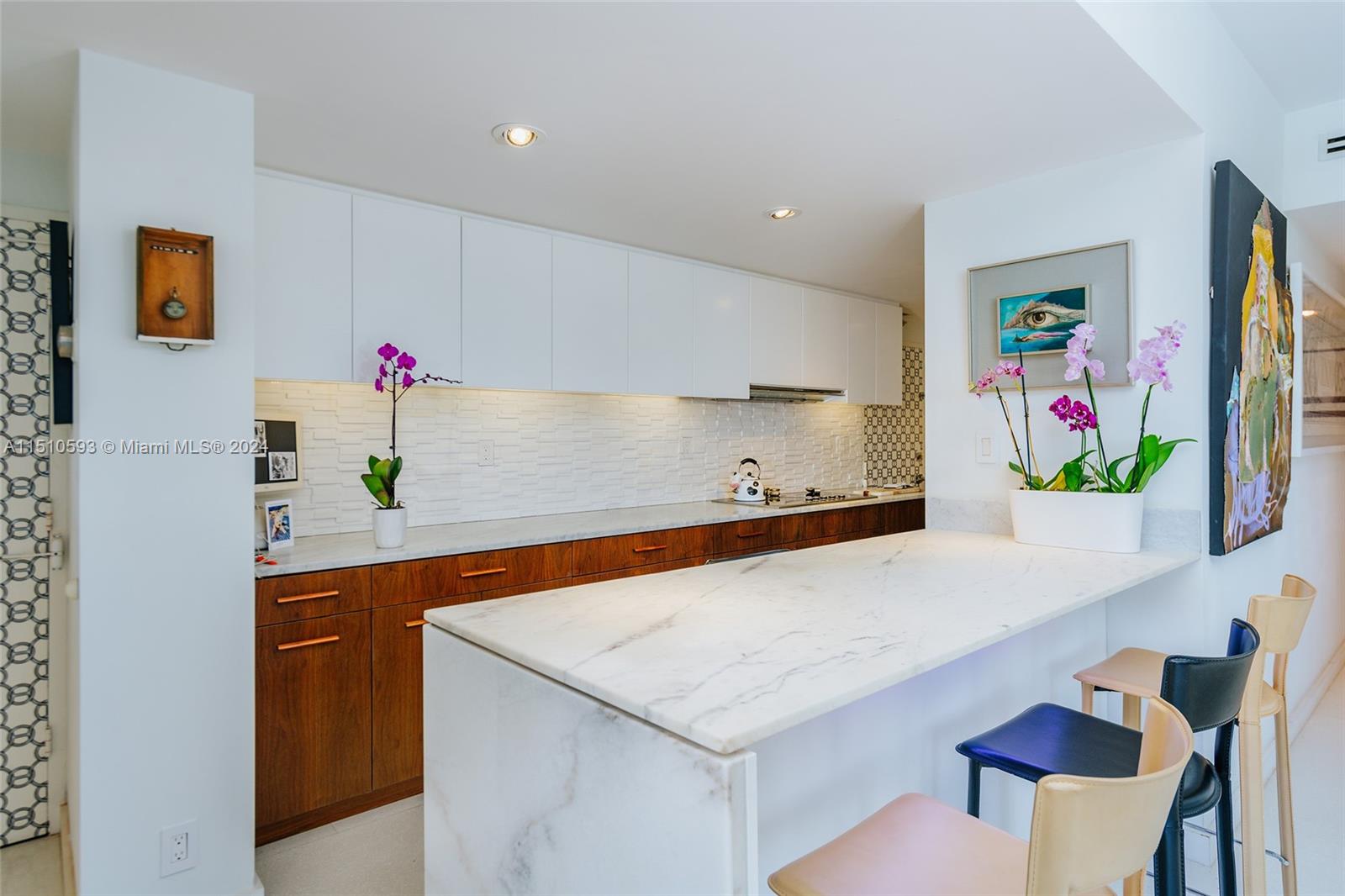 Miami Beach, Florida 33139, 2 Bedrooms Bedrooms, ,2 BathroomsBathrooms,Residential,For Sale,A11510593