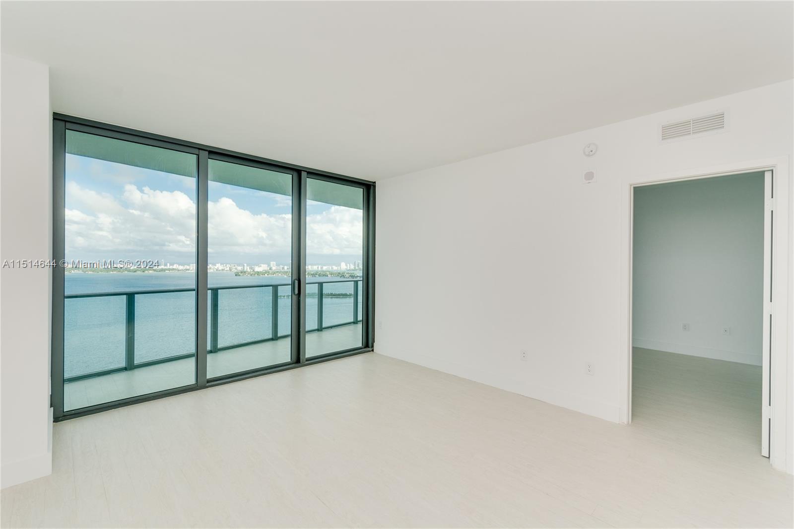 460 NE 28th St 3806, Miami, Florida 33137, 2 Bedrooms Bedrooms, ,2 BathroomsBathrooms,Residentiallease,For Rent,460 NE 28th St 3806,A11514644
