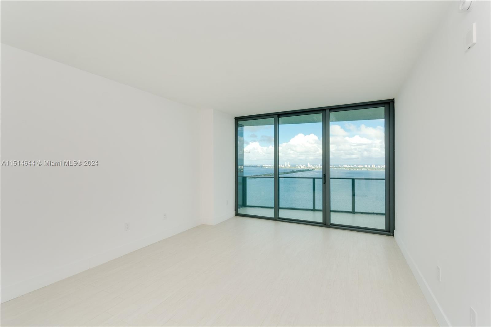 460 NE 28th St 3806, Miami, Florida 33137, 2 Bedrooms Bedrooms, ,2 BathroomsBathrooms,Residentiallease,For Rent,460 NE 28th St 3806,A11514644