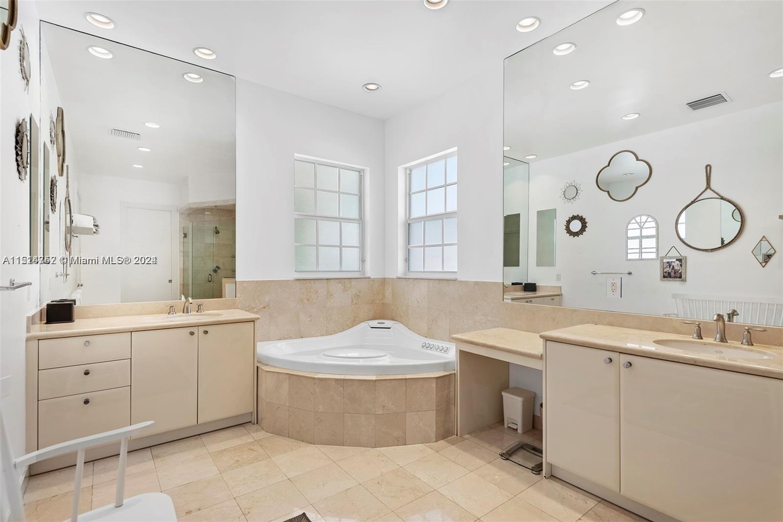 3802 NE 199th Ter 3802, Aventura, Florida 33180, 5 Bedrooms Bedrooms, ,4 BathroomsBathrooms,Residentiallease,For Rent,3802 NE 199th Ter 3802,A11514752