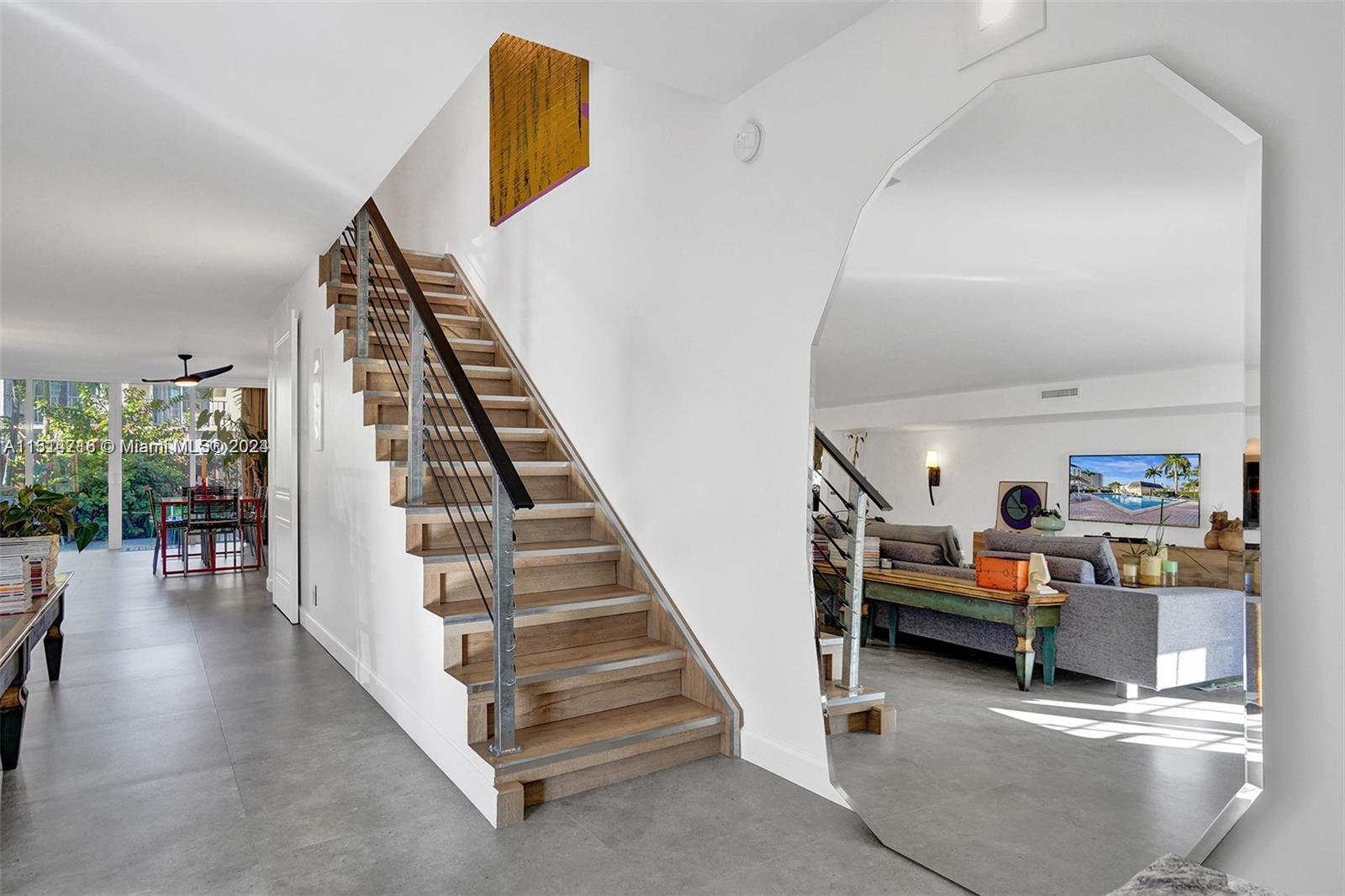 2407 NE 9th St 104, Hallandale Beach, Florida 33009, 2 Bedrooms Bedrooms, ,2 BathroomsBathrooms,Residential,For Sale,2407 NE 9th St 104,A11514716