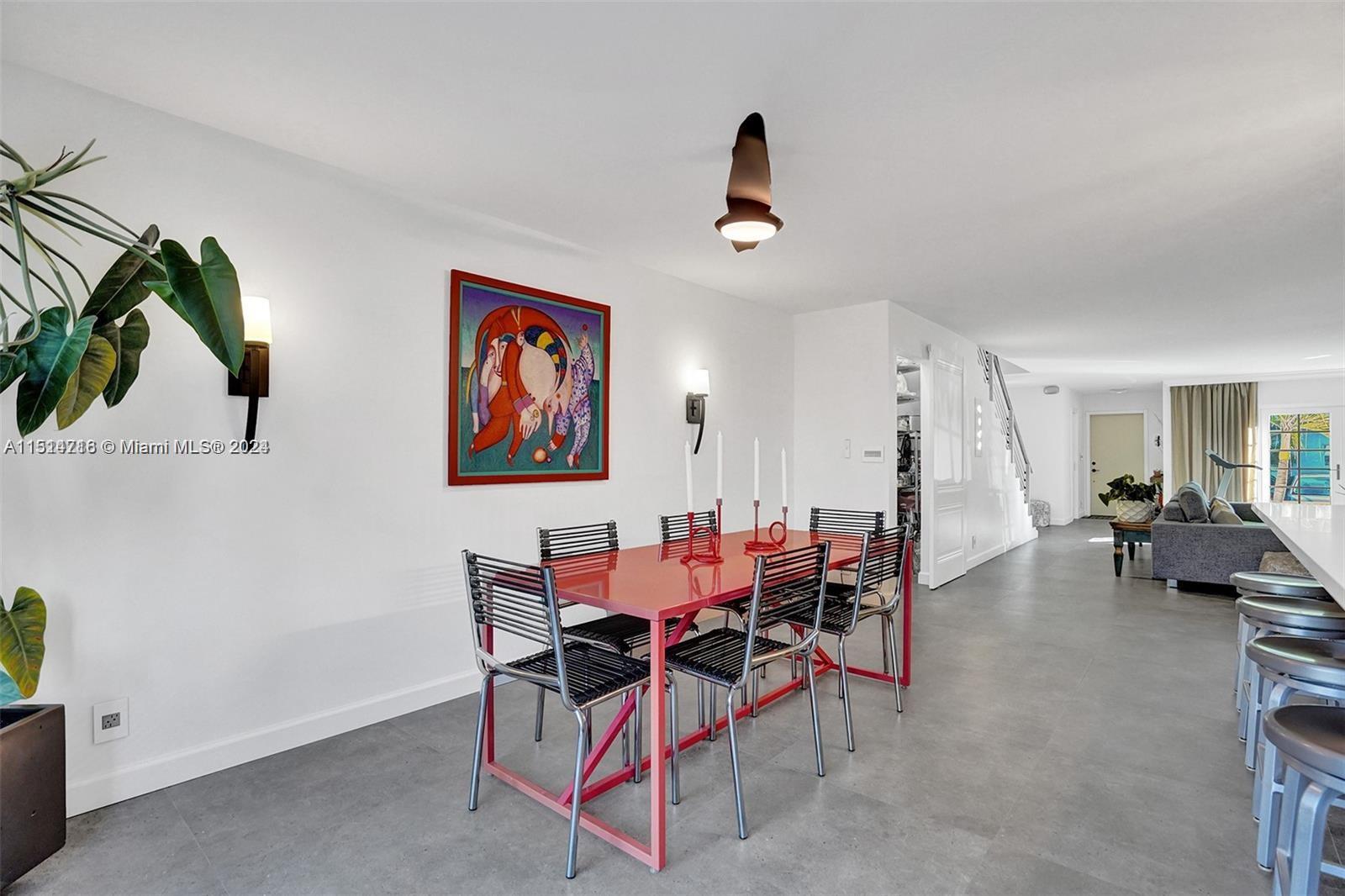 2407 NE 9th St 104, Hallandale Beach, Florida 33009, 2 Bedrooms Bedrooms, ,2 BathroomsBathrooms,Residential,For Sale,2407 NE 9th St 104,A11514716