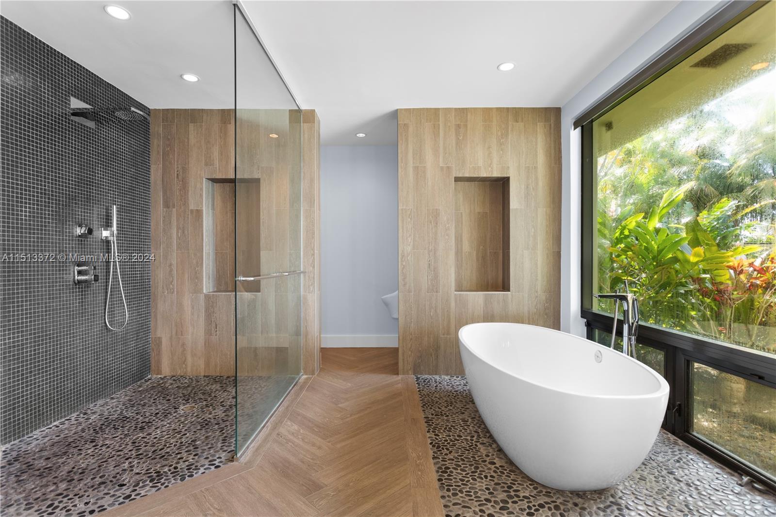 250 W San Marino Dr, Miami Beach, Florida 33139, 3 Bedrooms Bedrooms, ,3 BathroomsBathrooms,Residential,For Sale,250 W San Marino Dr,A11513372