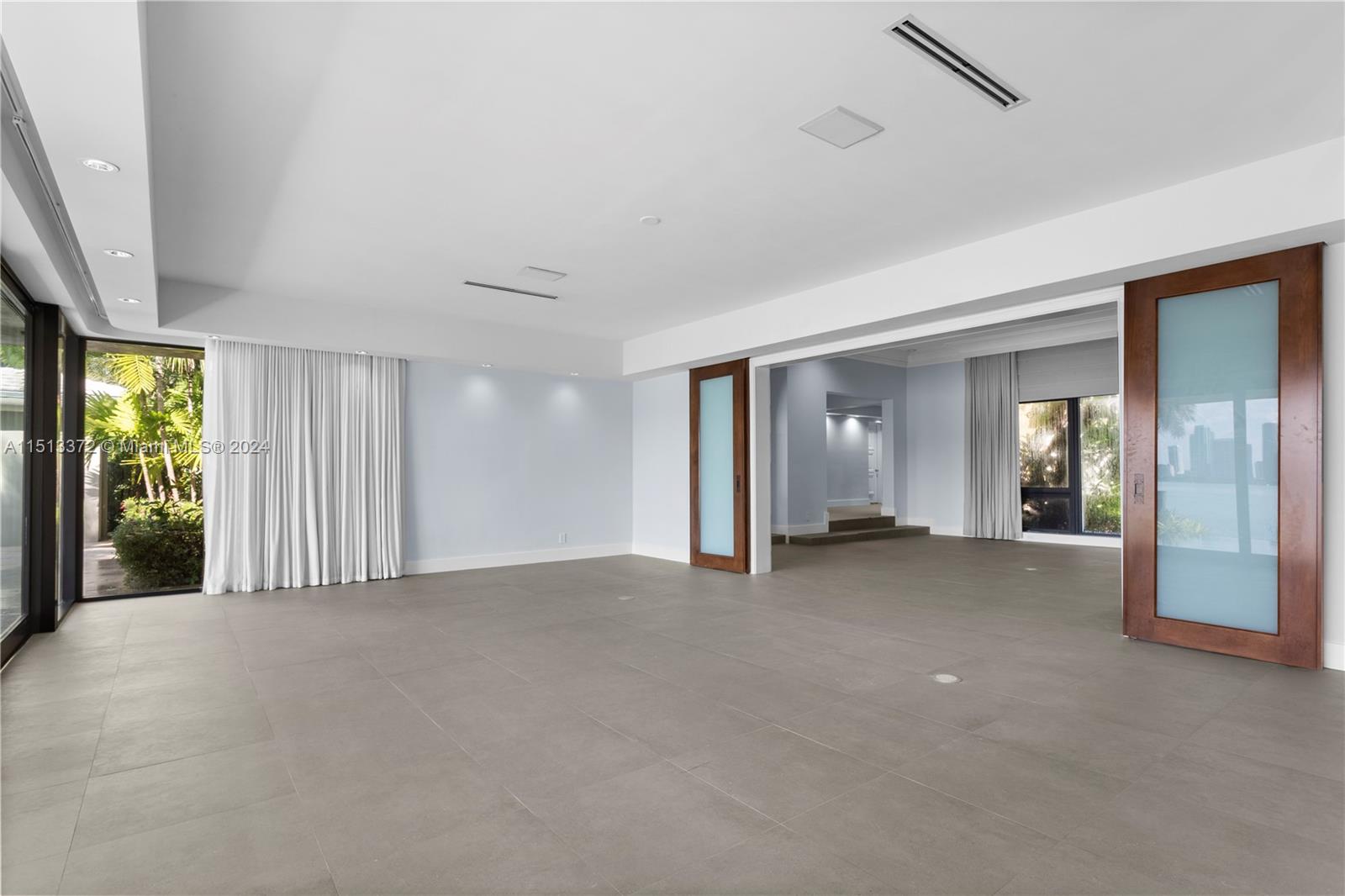 250 W San Marino Dr, Miami Beach, Florida 33139, 3 Bedrooms Bedrooms, ,3 BathroomsBathrooms,Residential,For Sale,250 W San Marino Dr,A11513372