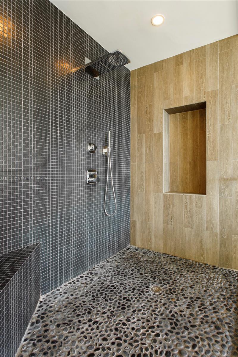 250 W San Marino Dr, Miami Beach, Florida 33139, 3 Bedrooms Bedrooms, ,3 BathroomsBathrooms,Residential,For Sale,250 W San Marino Dr,A11513372