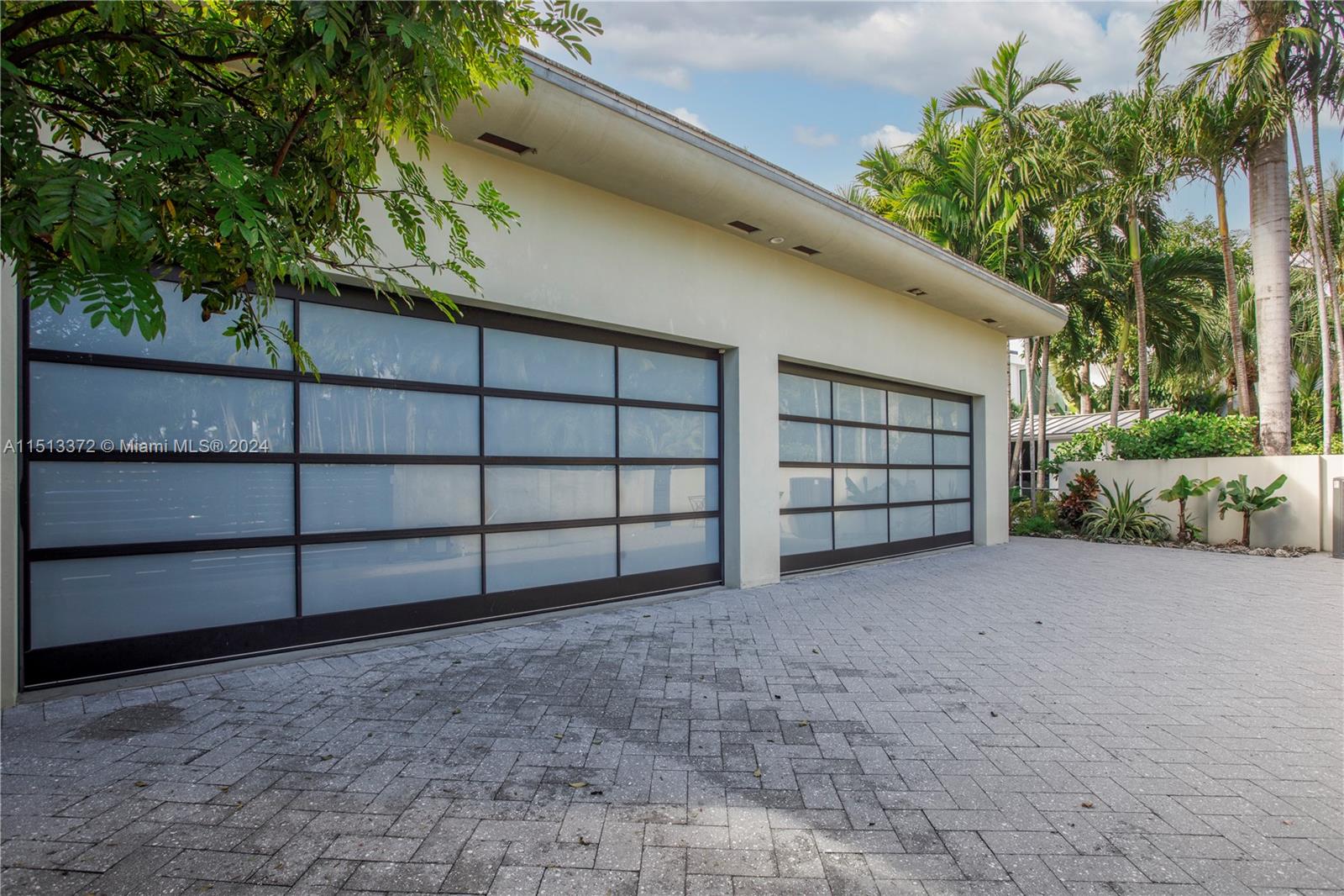 250 W San Marino Dr, Miami Beach, Florida 33139, 3 Bedrooms Bedrooms, ,3 BathroomsBathrooms,Residential,For Sale,250 W San Marino Dr,A11513372