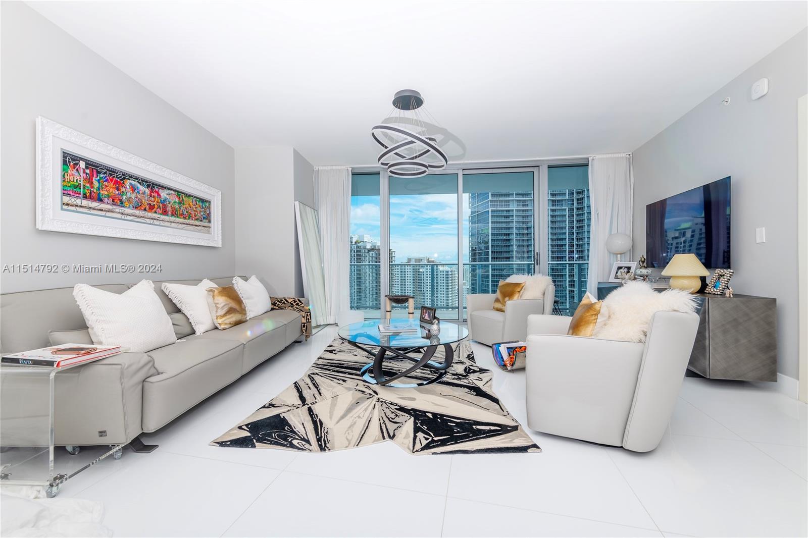 200 Biscayne Boulevard Way 3307, Miami, Florida 33131, 2 Bedrooms Bedrooms, ,2 BathroomsBathrooms,Residentiallease,For Rent,200 Biscayne Boulevard Way 3307,A11514792