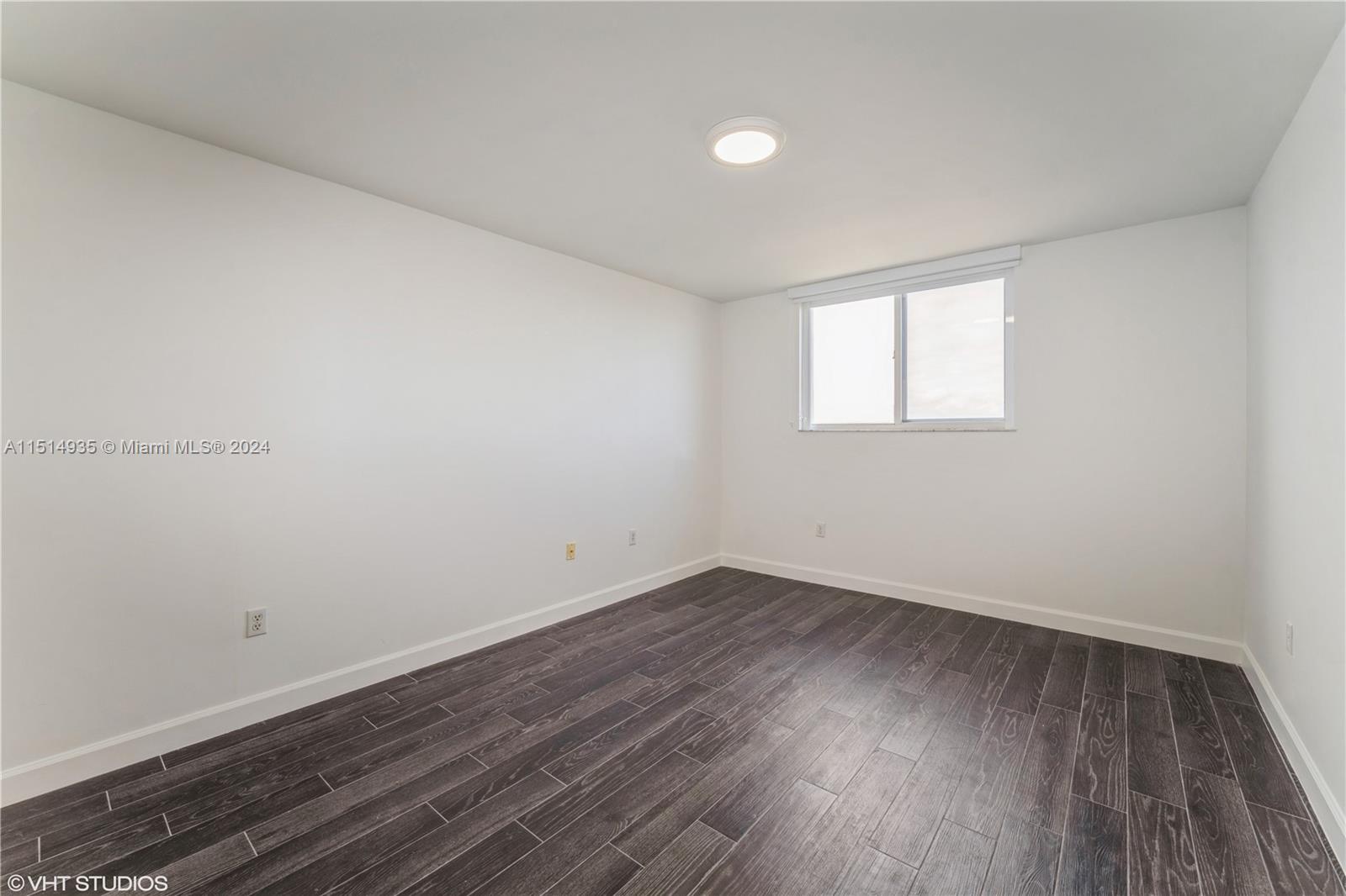 1688 West Ave 703, Miami Beach, Florida 33139, 2 Bedrooms Bedrooms, ,2 BathroomsBathrooms,Residentiallease,For Rent,1688 West Ave 703,A11514935